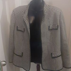 Checkered Studui Tahari Jacket Size 16